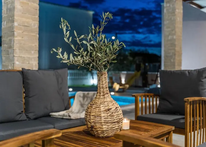 Skyfall Villa *