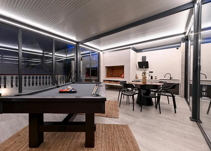 Villa Skyfall *