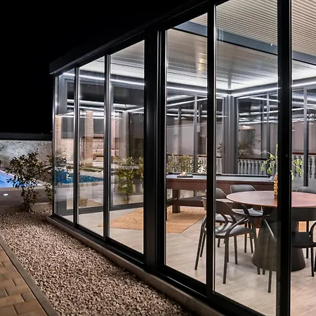 Villa Skyfall Bibinje